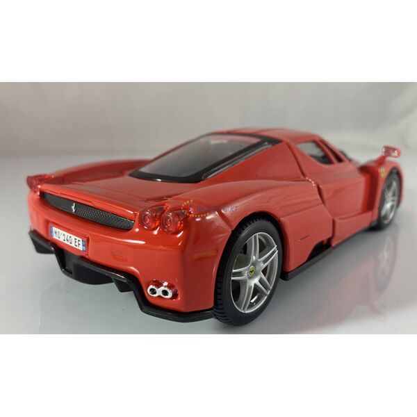 Bburago Ferrari Enzo yellow 1:24 BBURAGO