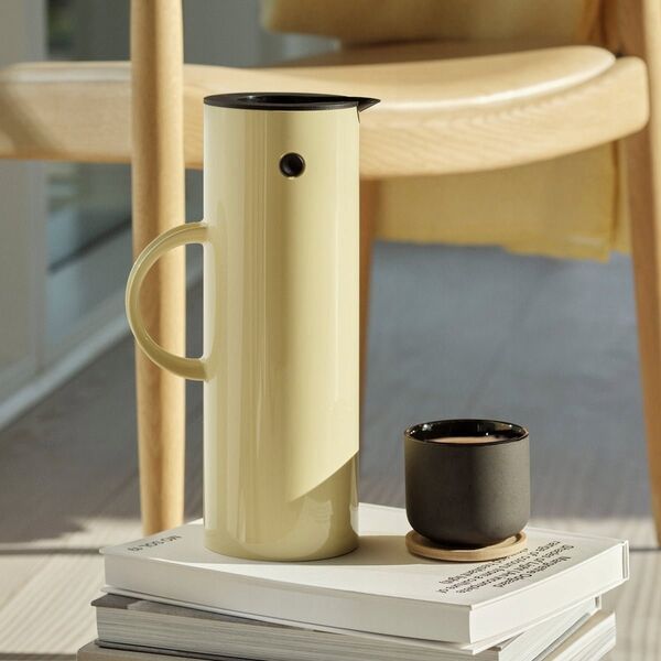 Stelton Stelton EM 77 thermal jug 1l mellow yellow