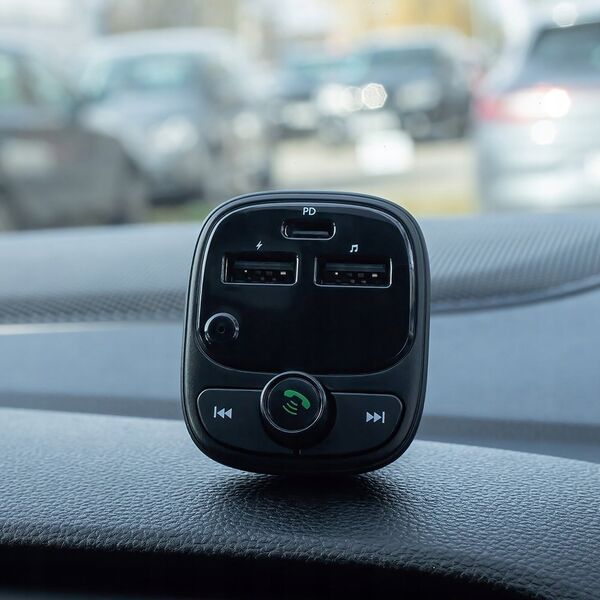 Forever Forever FM transmitter/charger TR-370 BT 30W