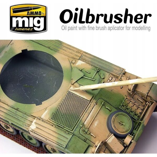 Vallejo Ammo: Oilbrusher - Starship Bay Sludge (10 ml)