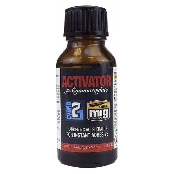 Vallejo Ammo: Activator for Cyanoacrylate (20 ml)