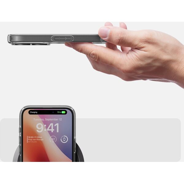 Spigen Spigen Crystal Hybrid, crystal clear - iPhone 6.7" 2024