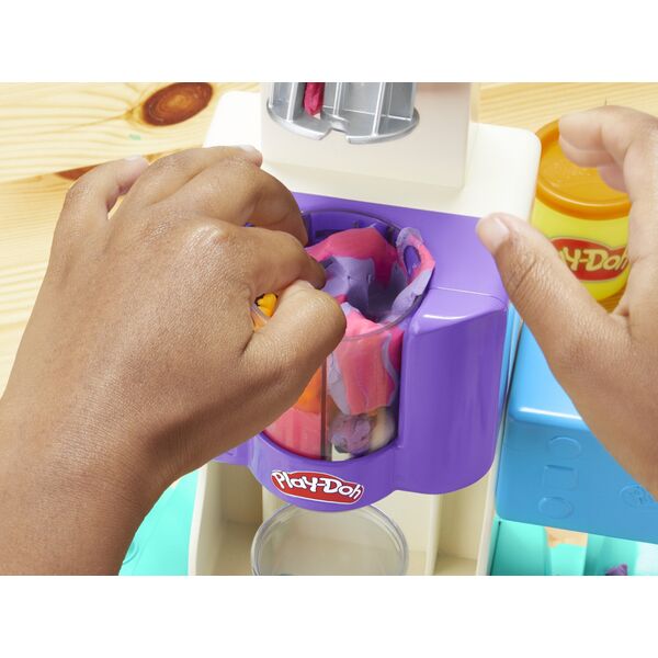Play-Doh PLAY-DOH playset rainbow swirl ice cream