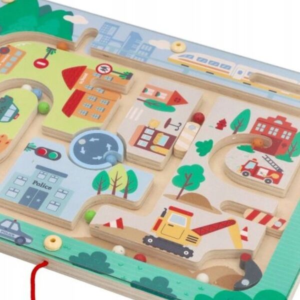 WOODEN GAME FUN TRAFFIC MAGNETIC MAZE
