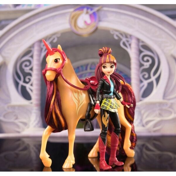 Usorteret Unicorn Academy Doll & Unicorn- Valentina & Cinder