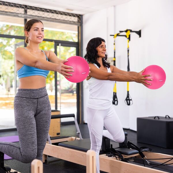 Rebel Mini piłka gimnastyczna do pilates rehabilitacyjna 25cm z pompką ręczną, kolor różowy, REBEL ACTIVE