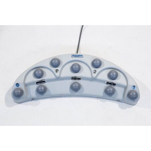 Deltaco Deltaco ARM-0304, Screws, 8 kg, 43.2 cm (17"), 81.3 cm (32"), 100 x 100 mm, Black