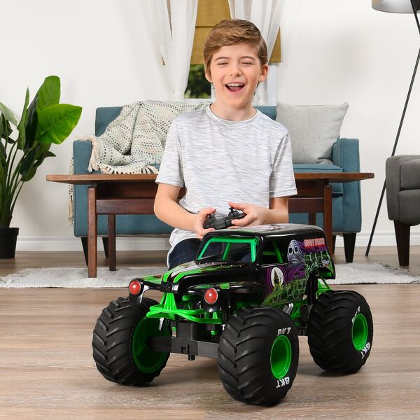 Spin Master MONSTER JAM 1:15 RC monster truck Grave Digger, 6068258