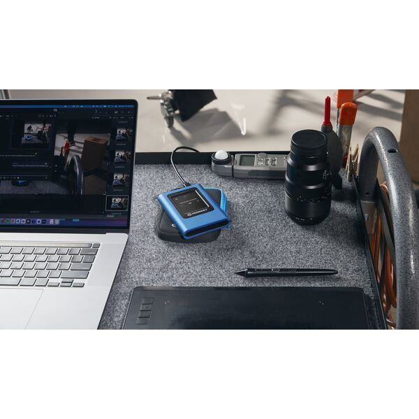 Dysk zewnętrzny SSD Kingston IronKey Vault Privacy 80 7.68TB Niebieski (IKVP80ES/7680G)