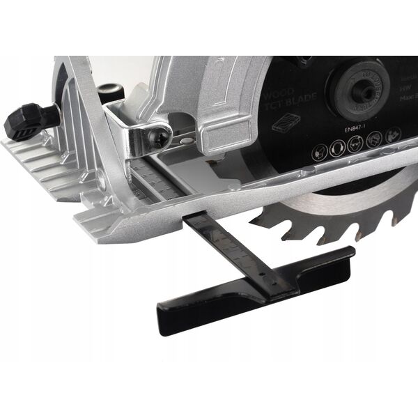 Pilarka tarczowa JCB Pilarka zagłębiarka akumulatorowa 18V 165mm (kpl.: akumulator 2Ah, ładowarka, torba)