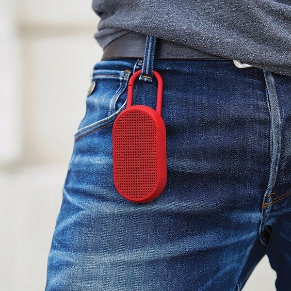 Głośnik Lexon Lexon Mino T Waterproof Speaker with Stand and Carabiner Red LA124R9