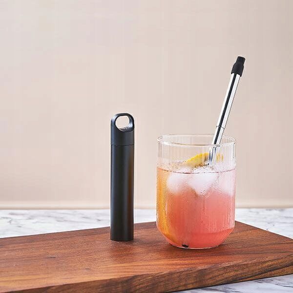 Lexon Lexon Nomaday UV Straw Reusable Straw with UV Disinfection Function Black/Black LL147N