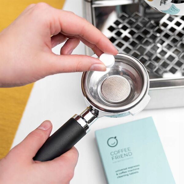Universal espresso and coffee machine cleaning tablets Coffee Friend, 8 pcs.