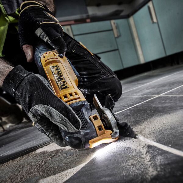 Dewalt Oscylacyjne narzędzie wielofunkcyjne 300W akcesoria 32szt. + kufer T-STAK (DWE315KT)