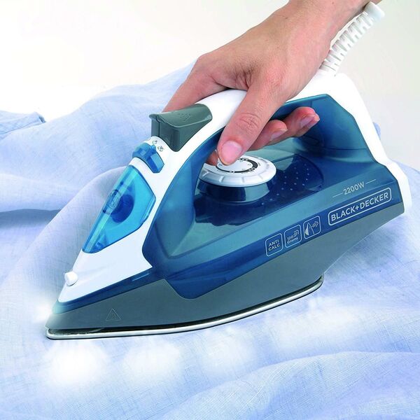 Żelazko Black&Decker BXIR2200E