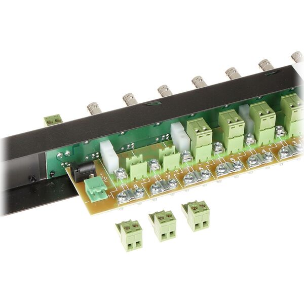 Delta Patch panel 19" 8x BNC (G-8/R19-UHD)