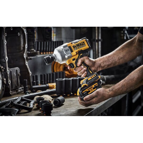 Klucz udarowy Dewalt DEWALT KLUCZ UDAROWY 1/2" 18V DCF961H2G 1626Nm 2x5,0Ah GFN TSTAK