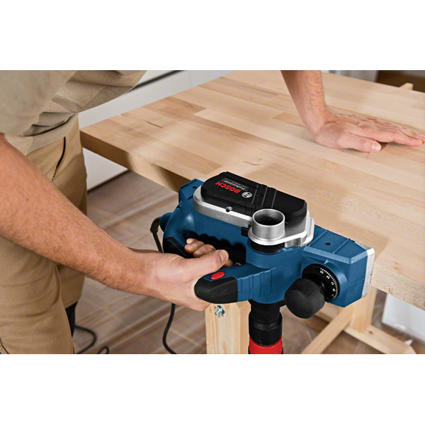 Bosch Strug GHO 26-82 D 630 W