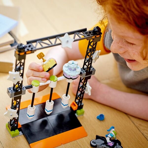 LEGO City Wyzwanie kaskaderskie: przewracanie (60341)