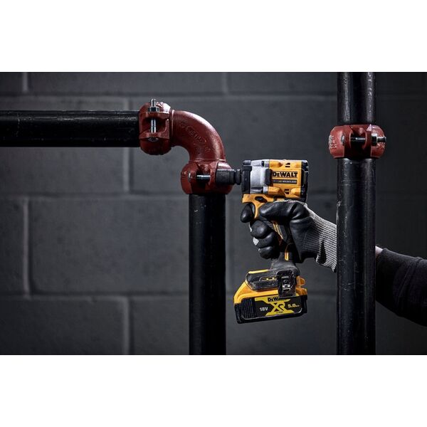 Klucz udarowy Dewalt 18v xr kompaktowy klucz udarowy 3/8" gfn 2x5ah