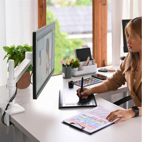 Ergotron Uchwyt biurkowy na monitor do 34" (45-669-216)