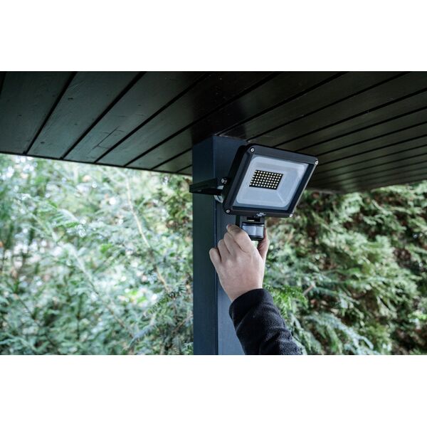 Naświetlacz Brennenstuhl Brennenstuhl LED Strahler JARO 4060 P