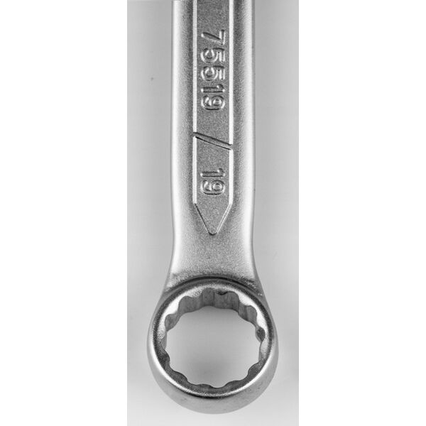 JCB JCB KLUCZ PŁASKO-OCZKOWY 19mm