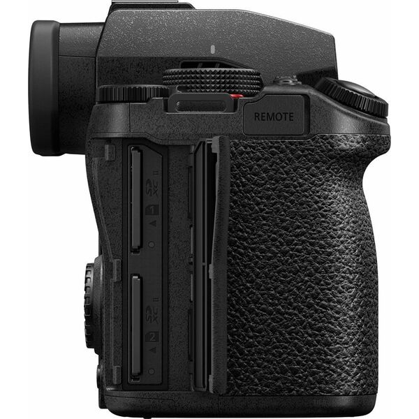 Aparat Panasonic Lumix S5 II X + S 20-60mm f/3.5-5.6 + S 50mm f/1.8 (DC-S5M2XWE)