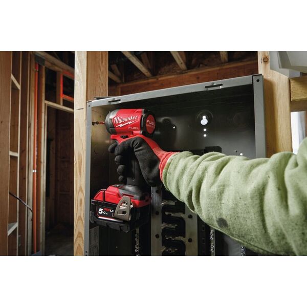 Klucz udarowy Milwaukee MILWAUKEE.IMPACT DRIVER. M18FID3-502X
