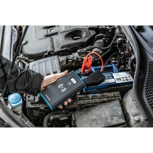 Högert Technik HOGERT URZĄDZENIE ROZRUCHOWE 400A Z ŁADOWARKĄ INDUKCYJNĄ