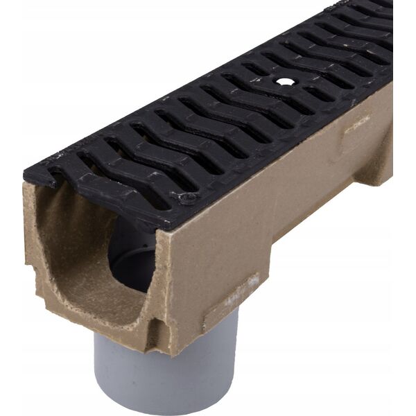 ACO DUCT ELEMENT WITH GDUCTILE IRON GRATE 1