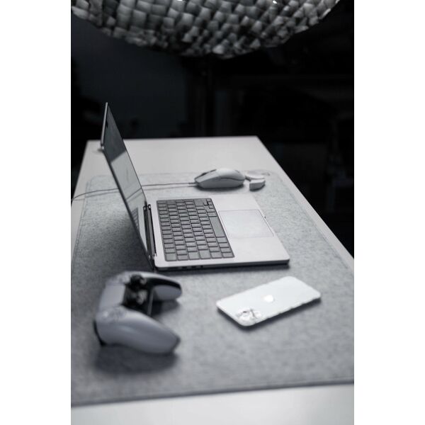 DELTAHUB Minimalistic Desk Mat S (630MM X 280MM, Šviesiai pilkas) Pelės Kilimėlis