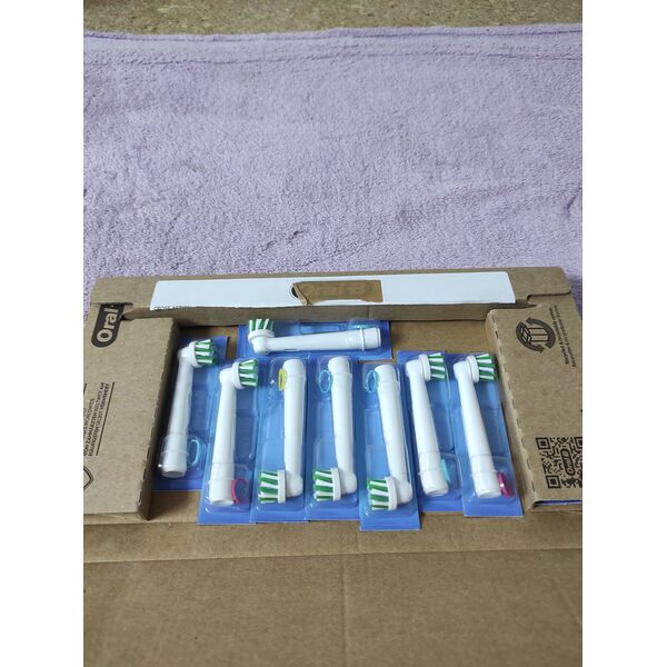 Końcówka Braun Braun Oral-B Pro CrossAction brush heads, pack of 10 (frustration-free outer packaging)
