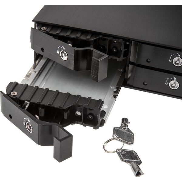 Kieszeń SilverStone na 4x 2.5" HDD / SSD, 5.25", SATA3 (SST-FS204B)
