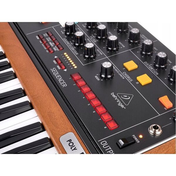 Behringer Behringer POLY D Syntezator analogowy