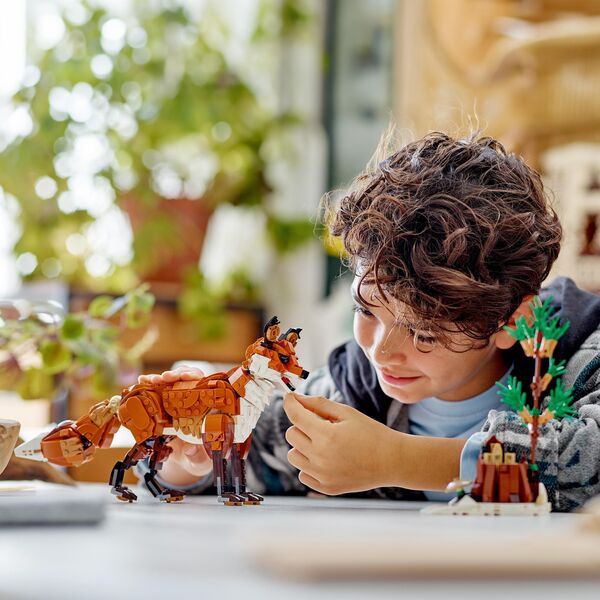 LEGO Creator Leśne zwierzęta: Czerwony lis (31154)
