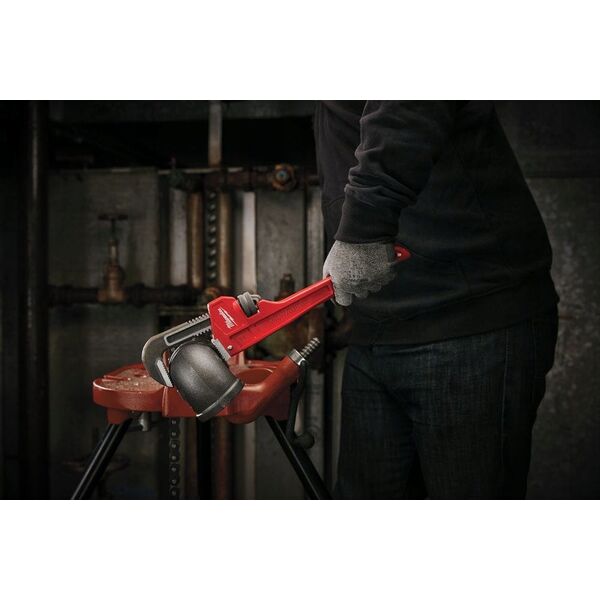 Milwaukee MILWAUKEE STEEL PIPE WRENCH 14" 13763421 45242342358