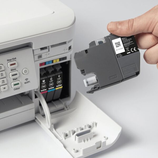 Tusz Brother Brother Ink Cart. LC-421M for DCP-J1050DW, -J1140DW, MFC-J1010DW magenta LC421M