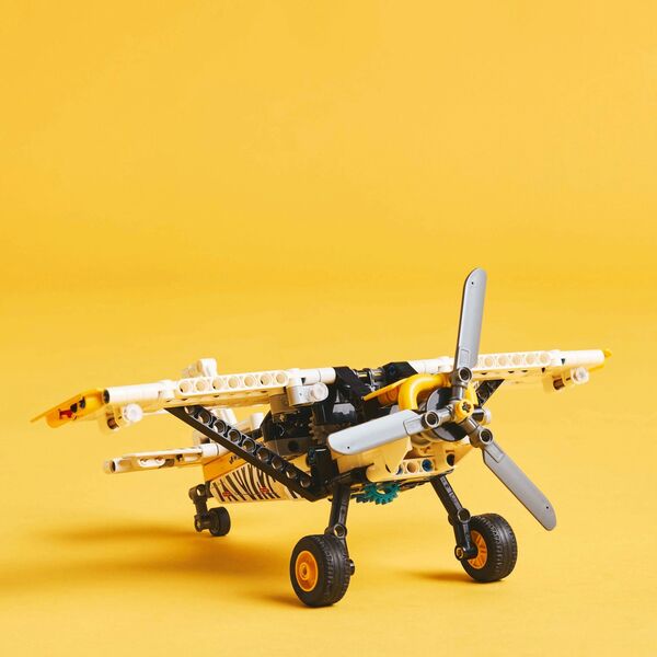 LEGO Technic Samolot transportowy (42198)