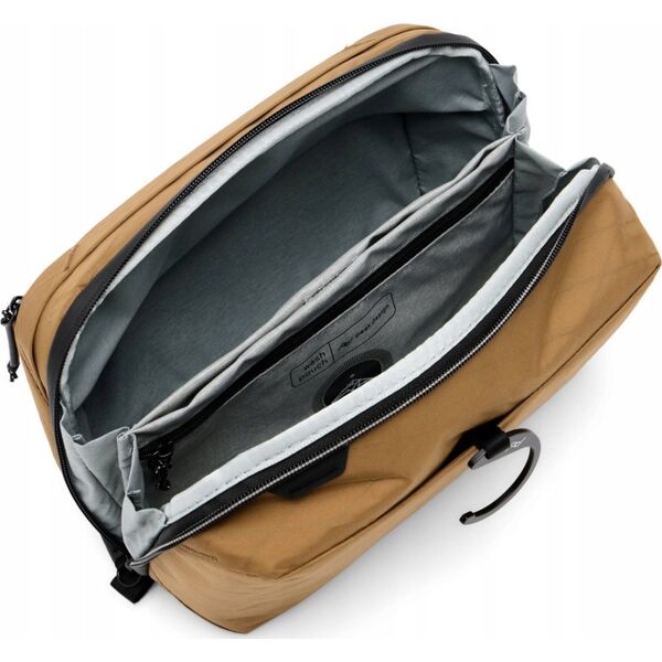 Peak Design Wash Pouch -toilettilaukku, hiekanruskea