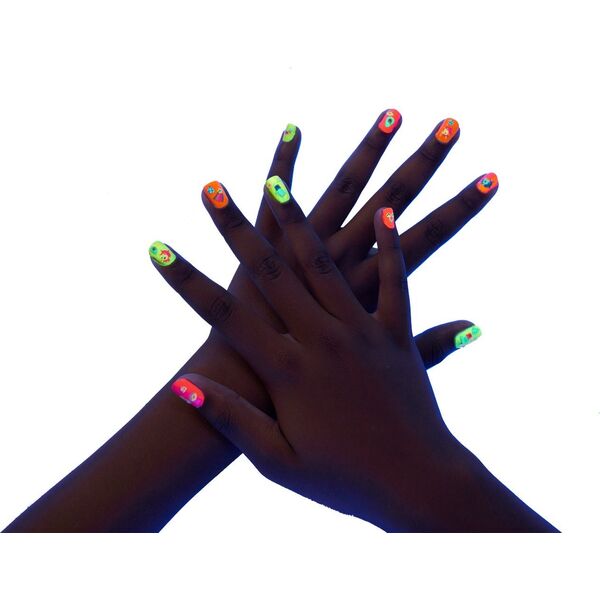 The Orb Factory Glow In The Dark Nail Studio 13956498 5713396303949