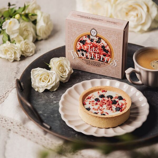 Biscuit tart with strawberries and blueberries Laurence Les Tartelettes, 100 g
