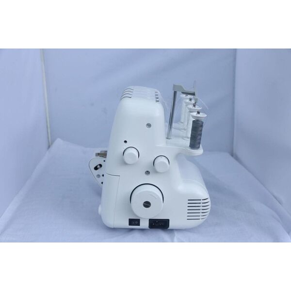 Maszyna do szycia Guzzanti Overlocker Guzzanti GZ-325