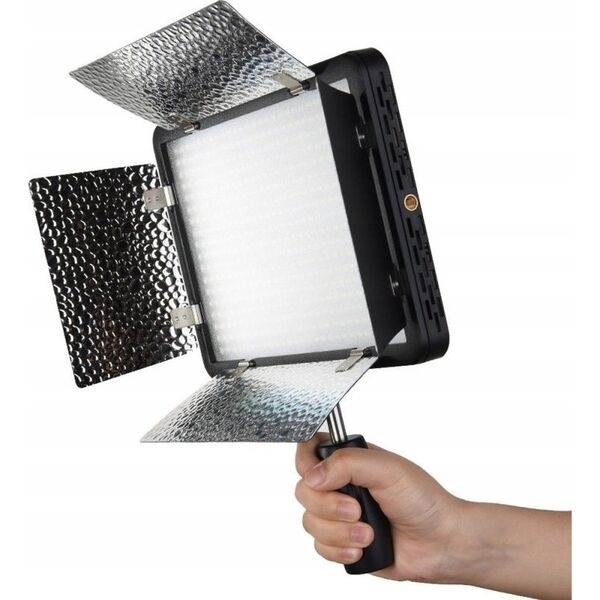 Lampa studyjna GODOX Godox LED500LR-C Video Light w. covering flap