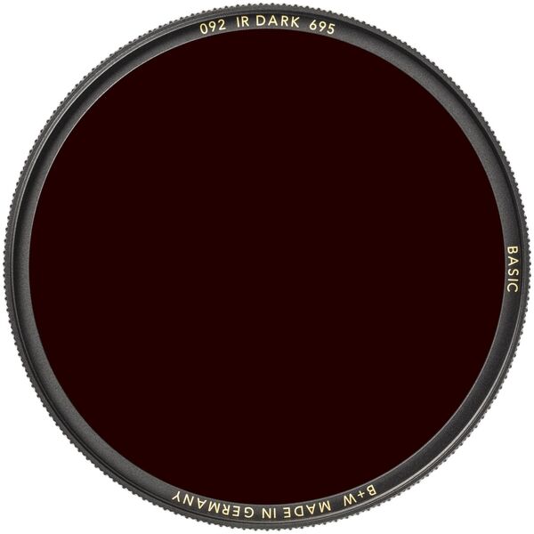 B+W filter B+W Basic infrared filter 092 Infrared 695 1102768 77mm 13274532 4012240050956