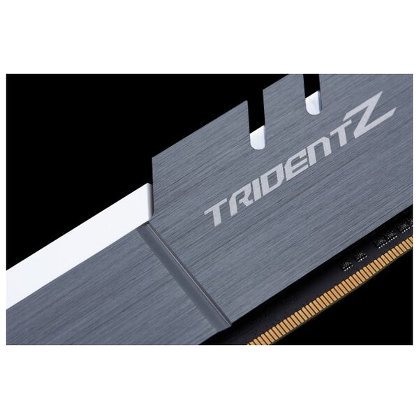 Pamięć G.Skill Trident Z, DDR4, 32 GB, 3200MHz, CL16 (F4-3200C16D-32GTZSW)