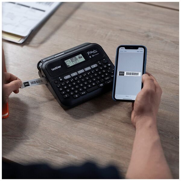 Drukarka etykiet Brother Brother P-Touch PT-D460BTVP - Beschriftungsgerat - s/w - Thermotransfer - 18 mm Breite - 180 dpi - bis zu 30 mm/Sek. - USB, Bluetooth 5.0 - Cutter - 5-zeiliger Druck, Spiegelschrift, Vertikaler Druck, Mehrfachausdruck - Schwarz