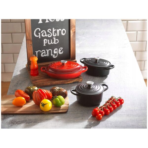 le creuset Le Creuset Signature Oval Roaster Cherry Red 33 cm