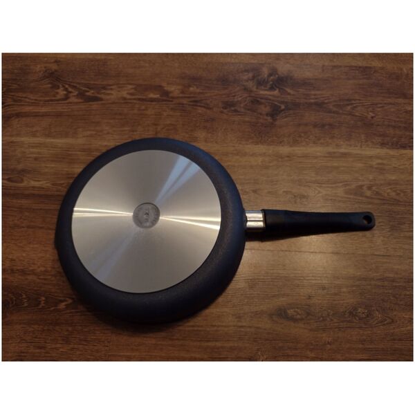 Deep cast iron pan WOLL DIAMOND LITE, diamond crystal dust coating, removable handle, ø28 cm | Sourcing