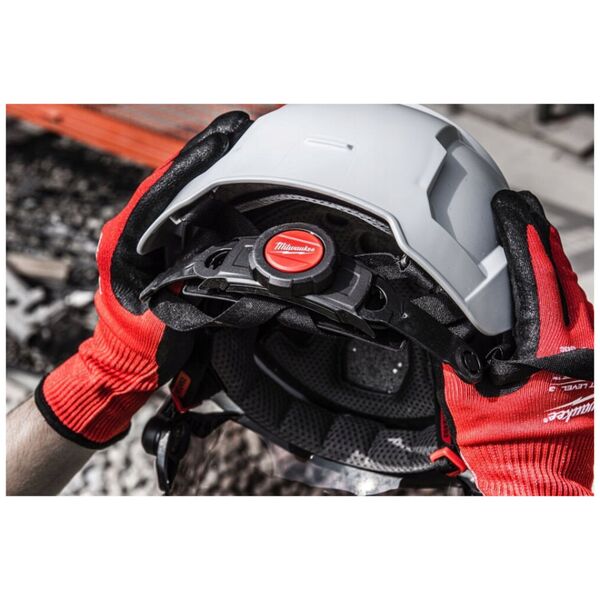 MILWAUKEE SAFETY HELMET ORANGE VENTILATED BOLT 200 - 1 PC.